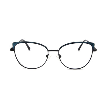 Kaylynn in Yale Blue